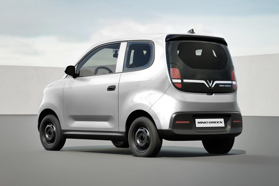 Đuôi xe VinFast Minio Green màu bạc