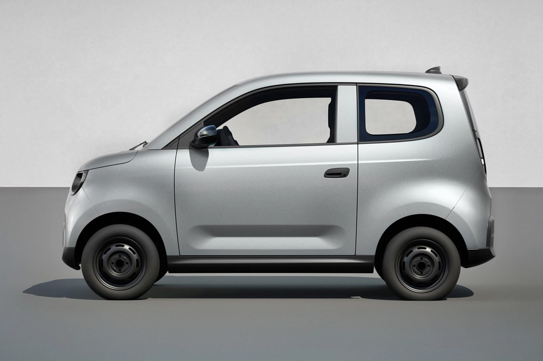 Thân xe VinFast Minio Green nhìn ngang